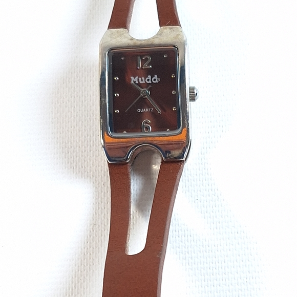 Mudd Brown Leather Band Quartz Ladies Wrist Watch, New Battery - Picture 5 of 10